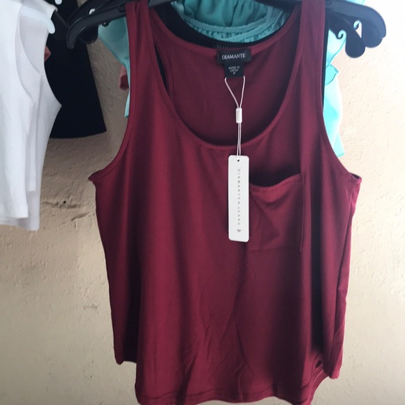 Top - Picture 2 of 3